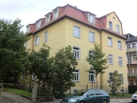 Straßenansicht
